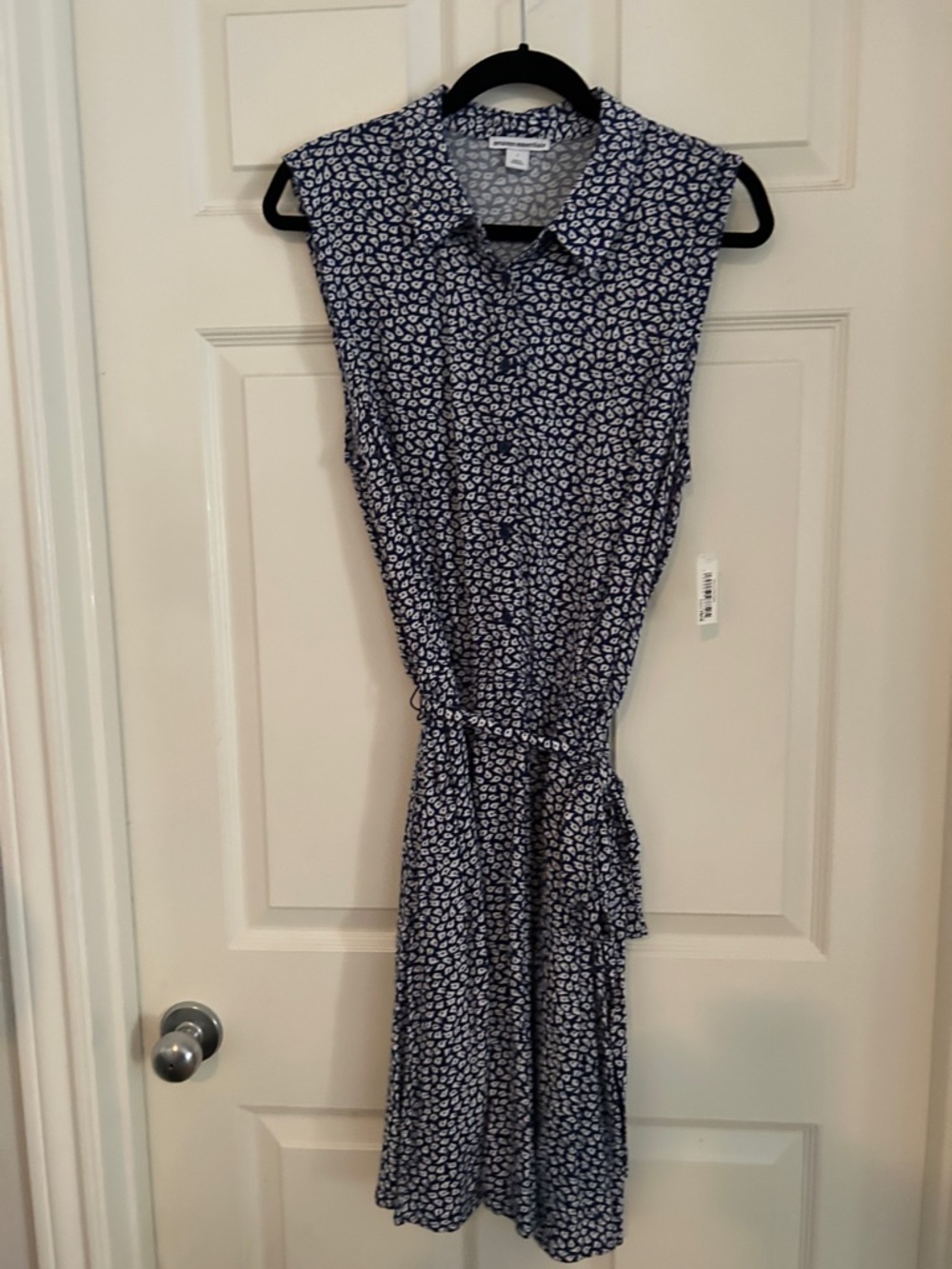 Amazon Essentials Navy & White Sleeveless Midi Shirt Dress with Tie Waist